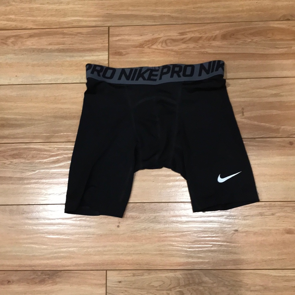 New never worn Nike Pro underwear men’s small